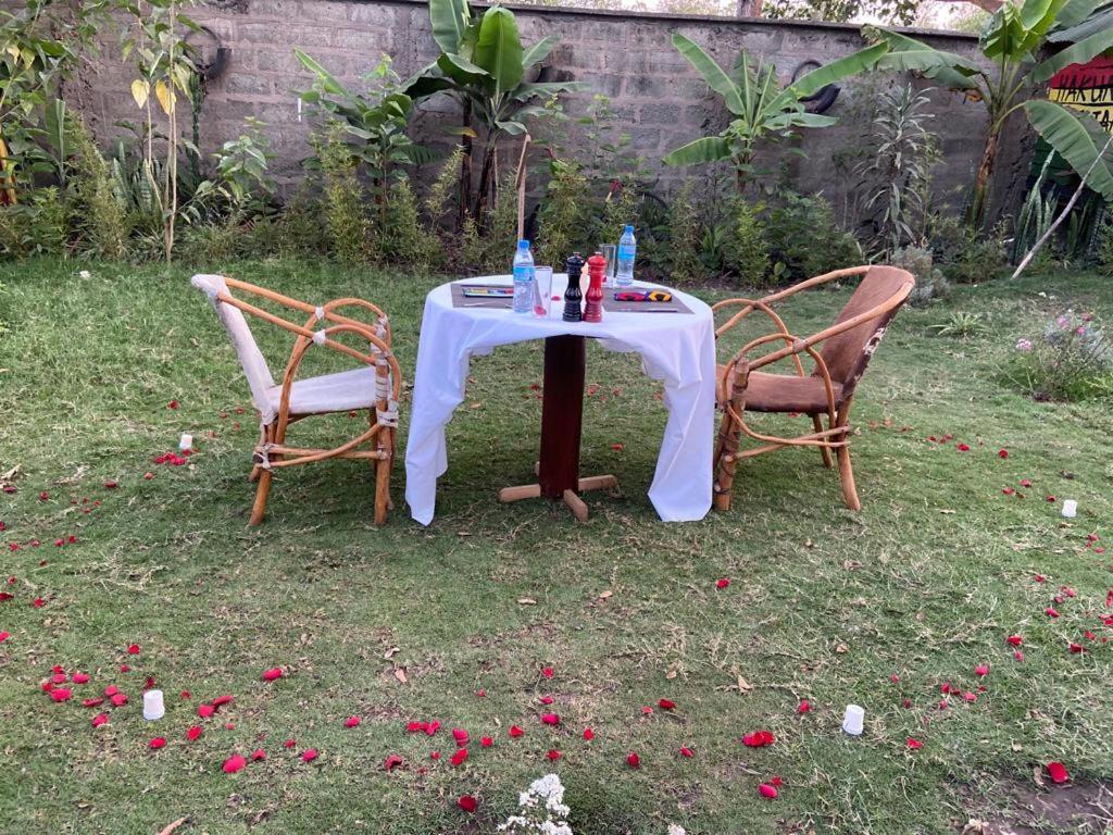 Charming Eco-Homestay Near Kilimanjaro International Airport อารูชา ภายนอก รูปภาพ