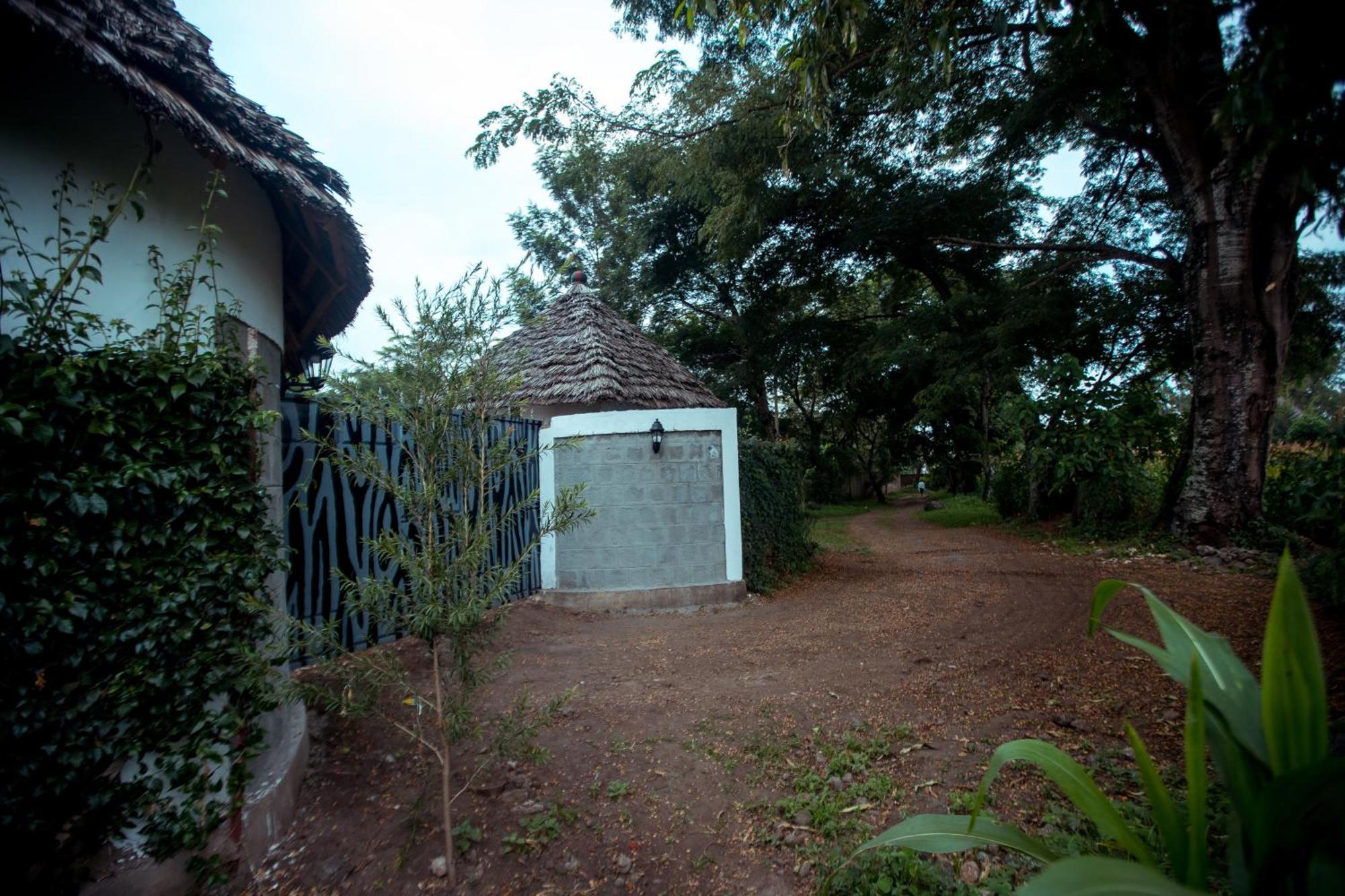 Charming Eco-Homestay Near Kilimanjaro International Airport อารูชา ภายนอก รูปภาพ