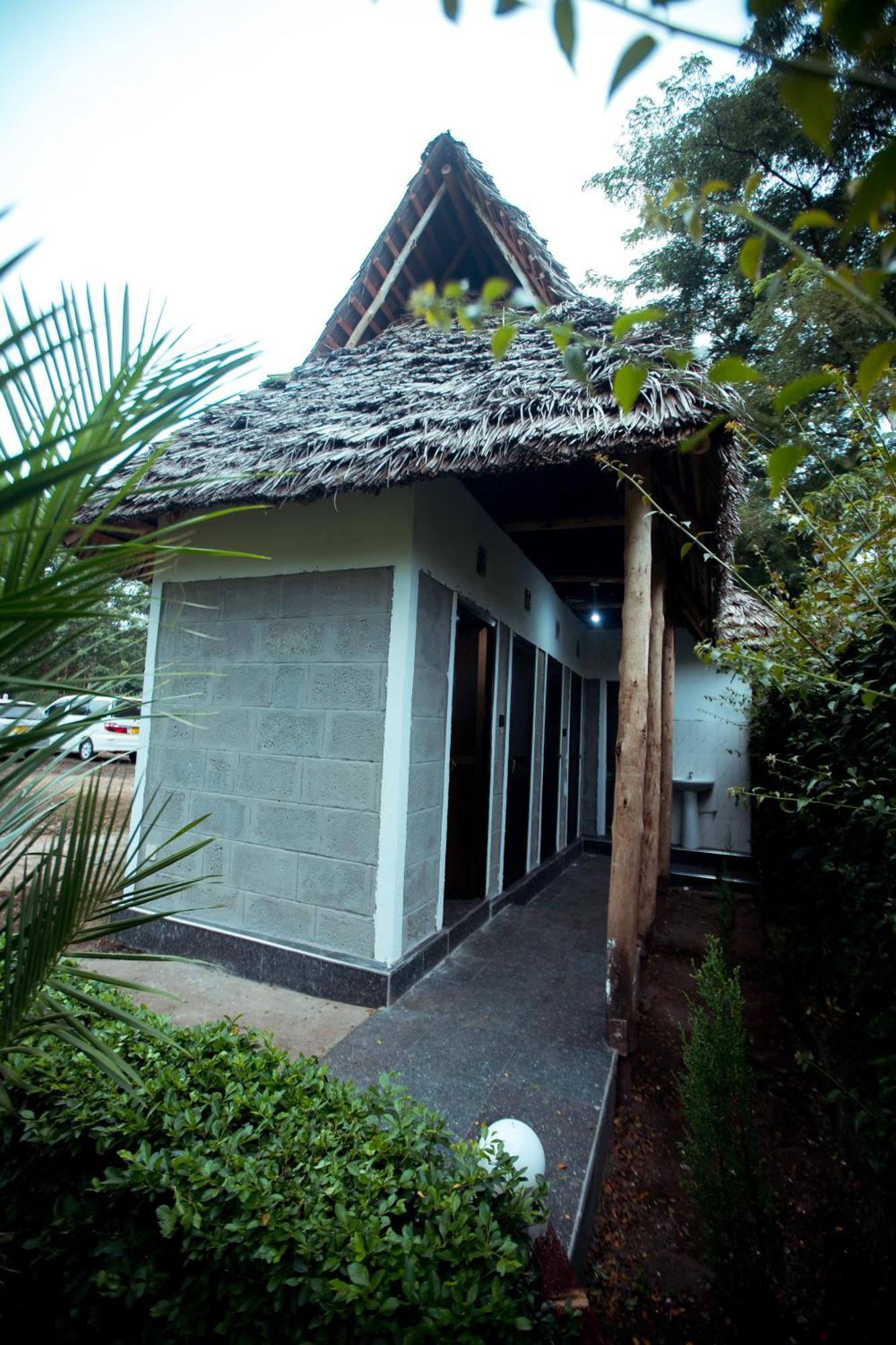 Charming Eco-Homestay Near Kilimanjaro International Airport อารูชา ภายนอก รูปภาพ